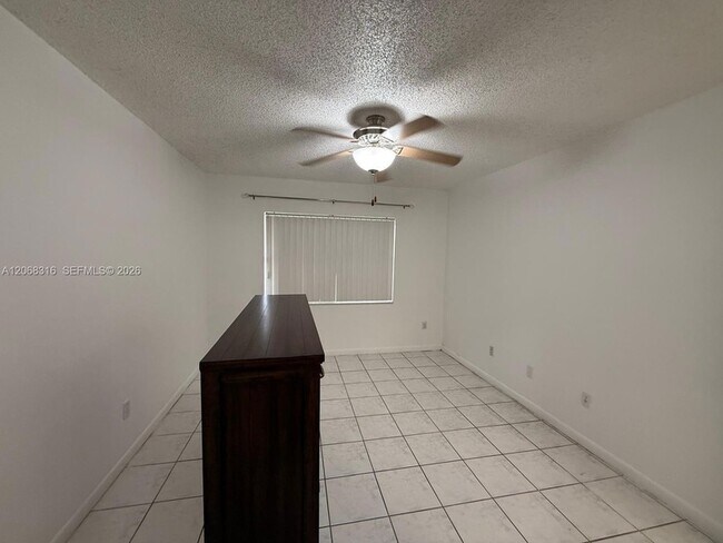 Building Photo - 6540 W 26th Dr