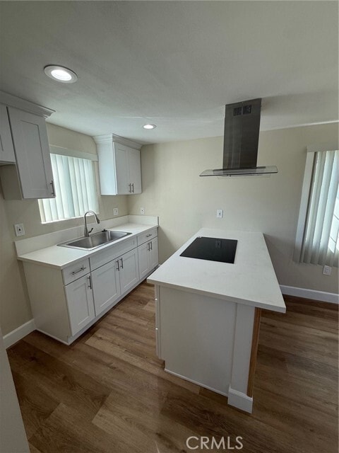 Building Photo - 735 N Bush St