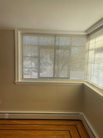 Building Photo - 143 Pidge Ave