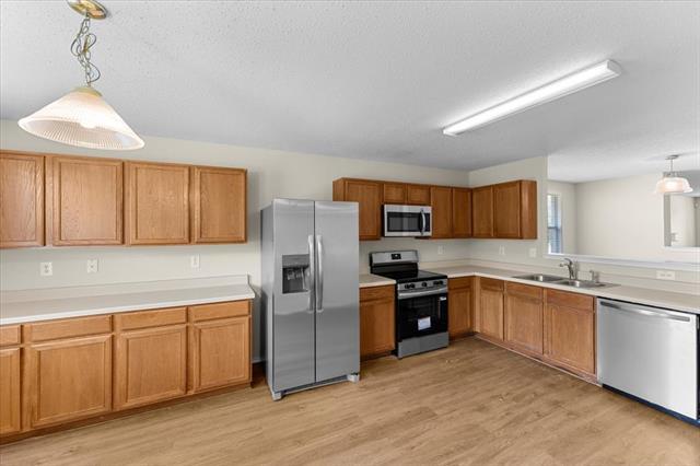 Building Photo - 2633 Salt Maker Way