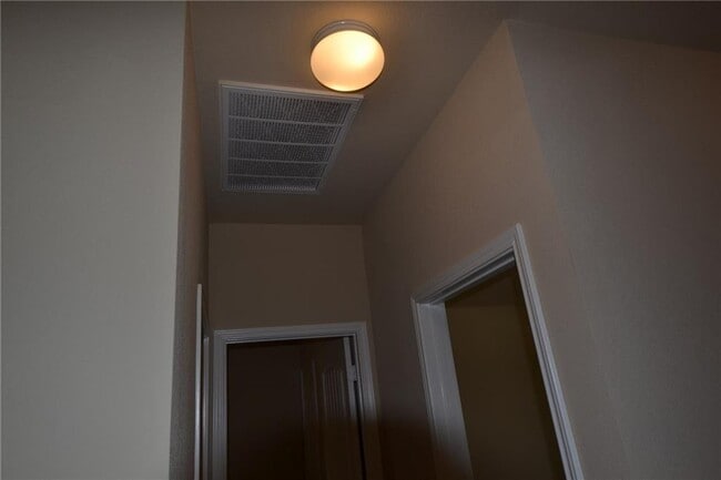 Building Photo - 11108 Furrow Hill Dr