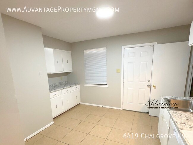Building Photo - 6419 Chalgrove Cove