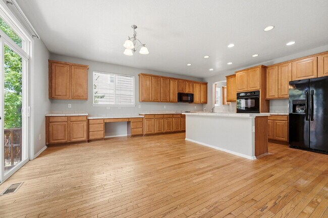 Building Photo - $3,340.95 with $300 off the first month's rent, 4 Beds - 4 Bath, Single Family Home in Trail Park...