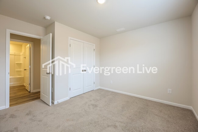 Building Photo - now