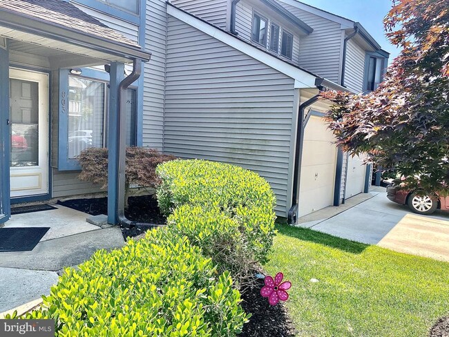 Building Photo - 803 Chesterwood Ct