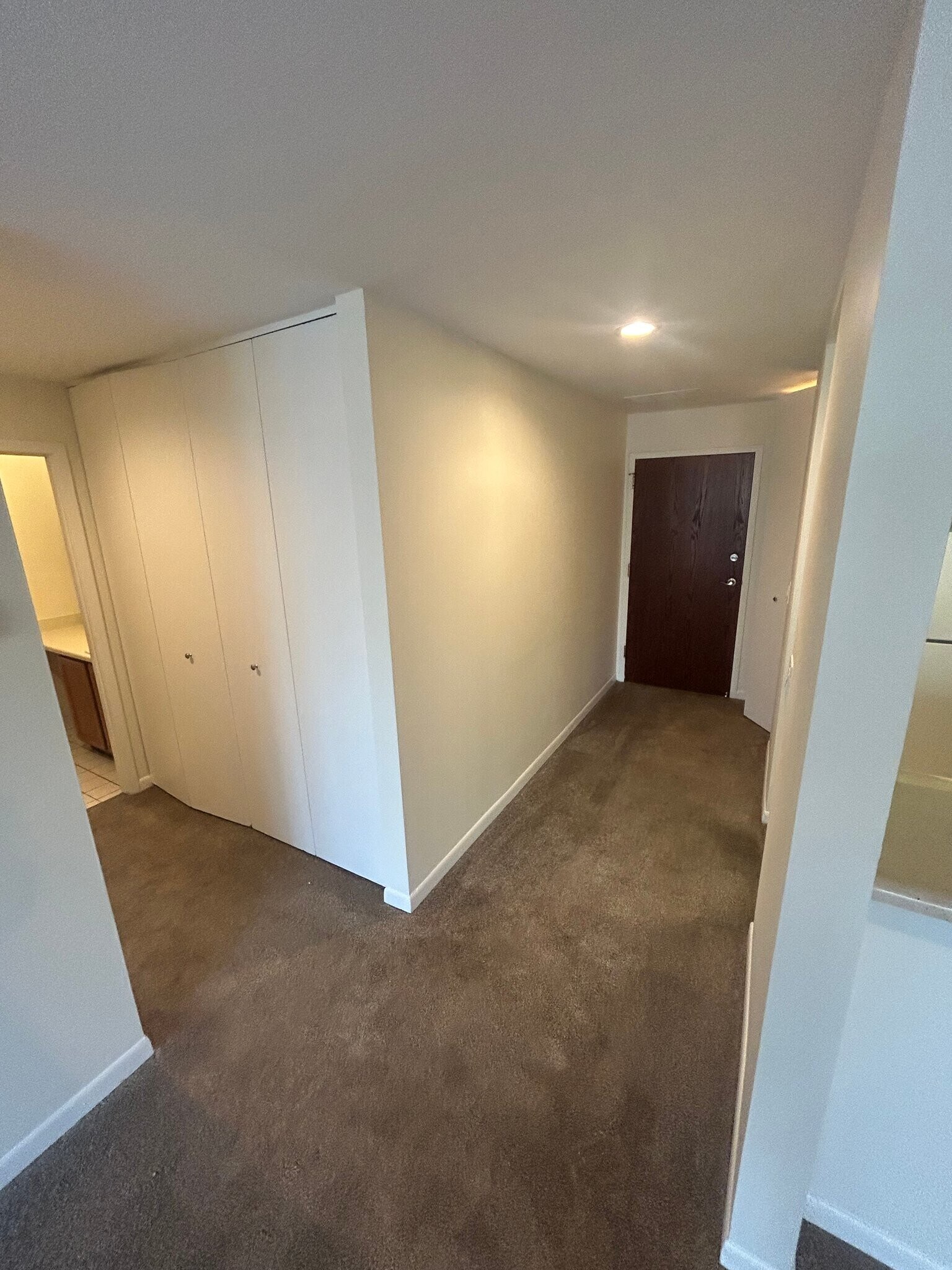 Building Photo - 5750 Abbey Dr