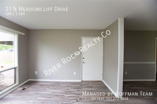 Building Photo - 27 N Meadowcliff Dr