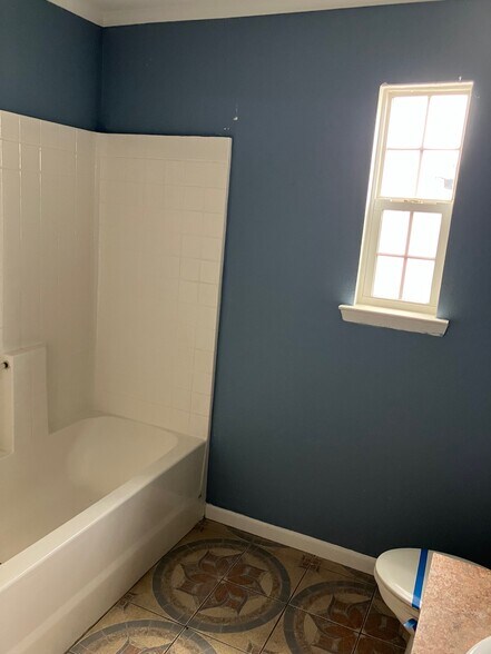 MAIN BATHROOM - 2107 Double Eagle Dr