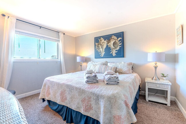 Building Photo - 662 William Hilton Pkwy