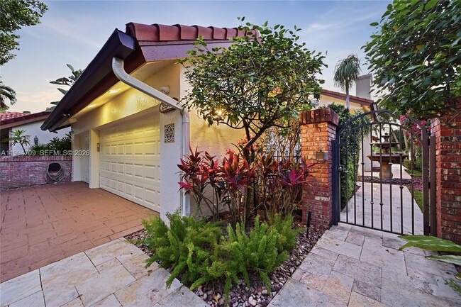 Building Photo - 21944 Town Pl Dr