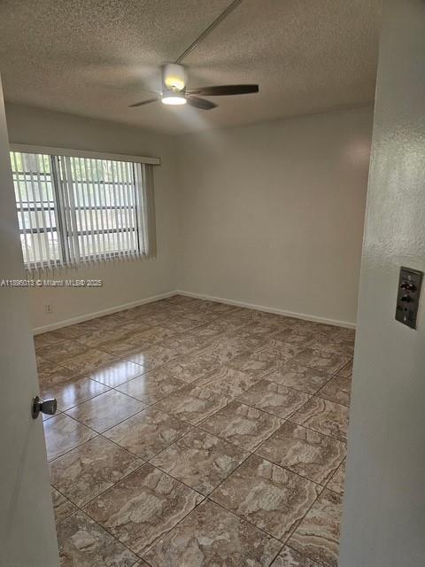 Building Photo - 12750 SW 4th Ct