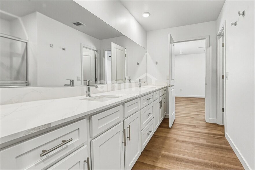 Building Photo - 12270 Thunder Creek Pky
