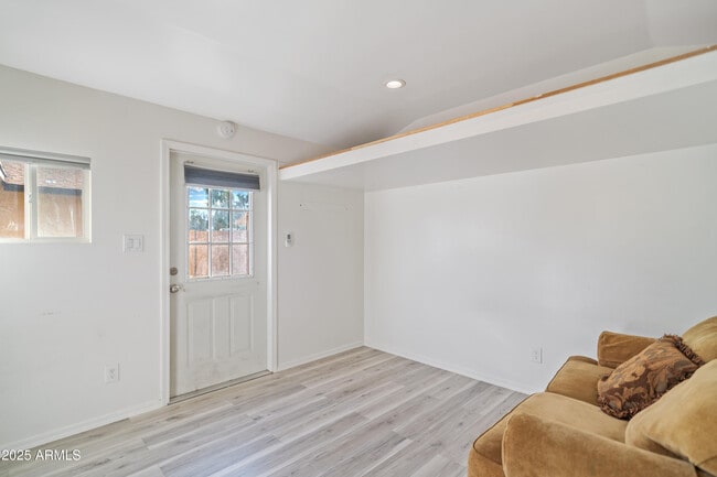 Building Photo - 8316 W Sweetwater Ave