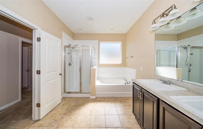Building Photo - 11438 Brighton Knoll Loop