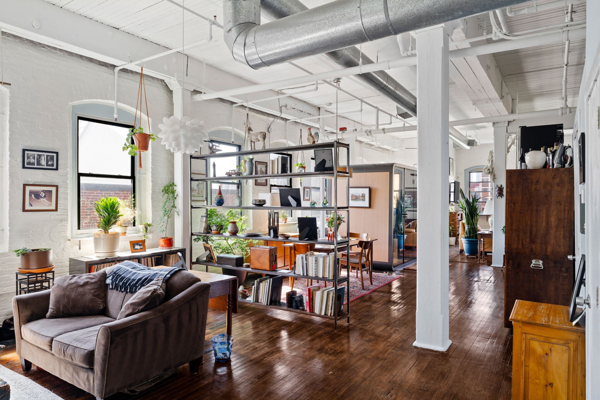 Building Photo - 429 N 13th St