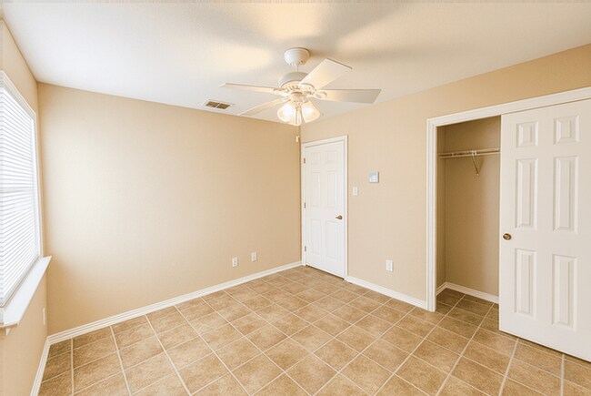 Building Photo - 11034 Arabian Palm