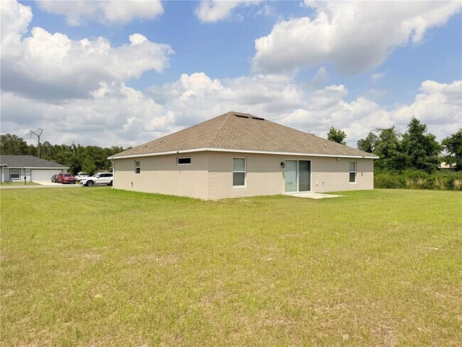 Building Photo - 15712 SW 37th Cir