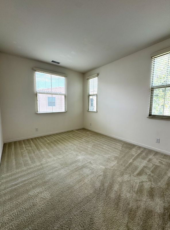 Building Photo - 64 Parkwood