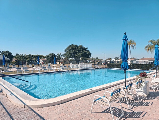 Building Photo - 5713 NW 65th Terrace