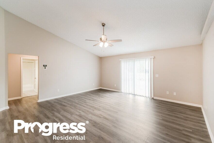 Building Photo - 3664 Arava Dr