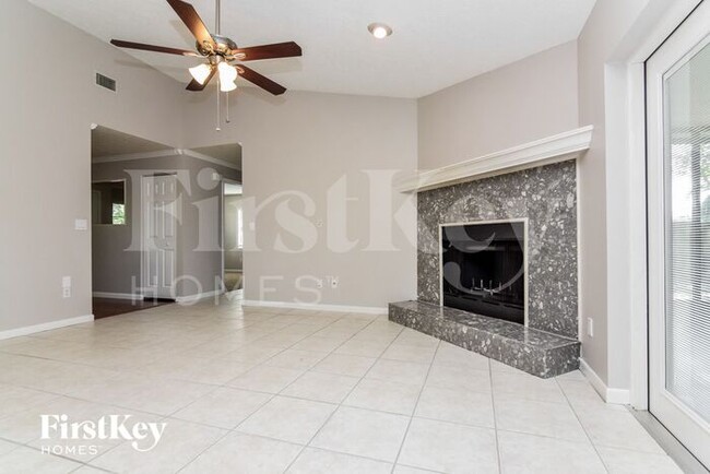Building Photo - 4715 Canterbury Dr