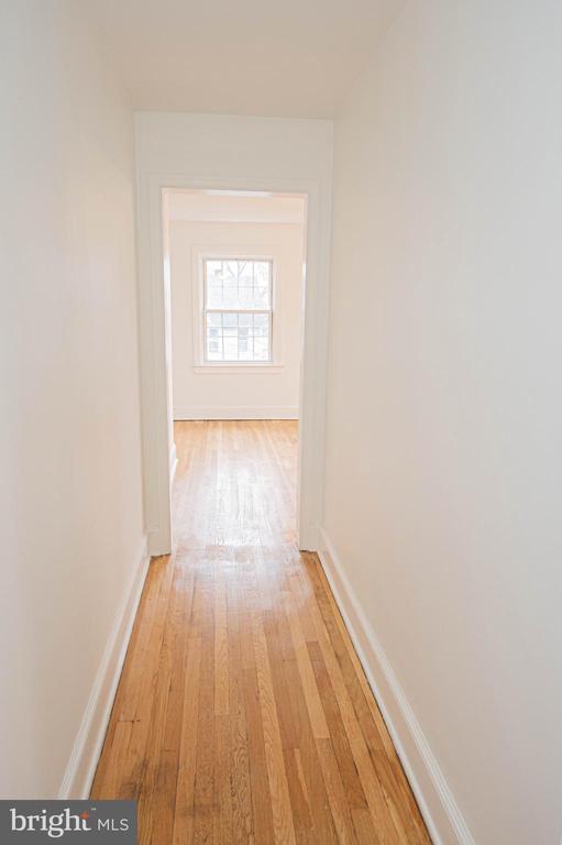 Building Photo - 308 N Division St