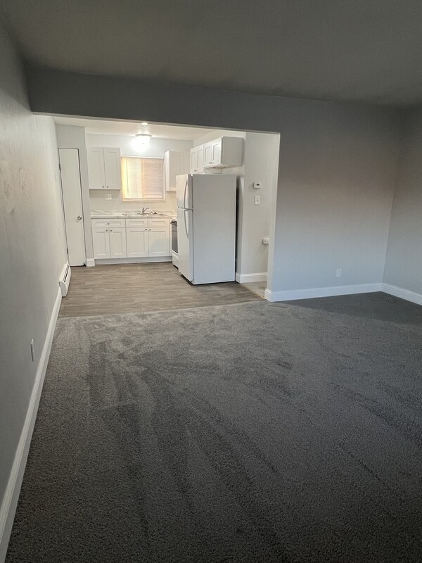 Building Photo - 5798 Howe Rd