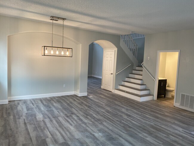 Building Photo - 1722 White Heron Bay Cir