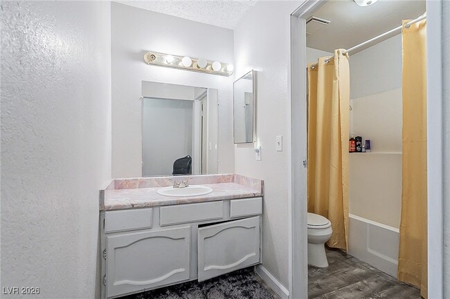 Building Photo - 5168 Garden Ln