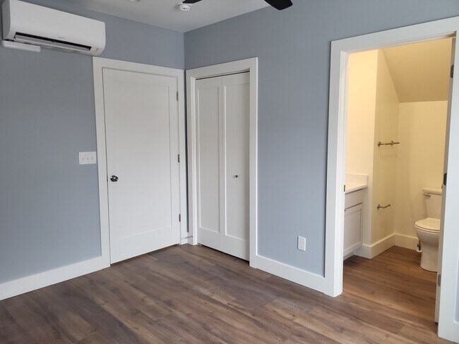 Building Photo - 2173 Professor Ave