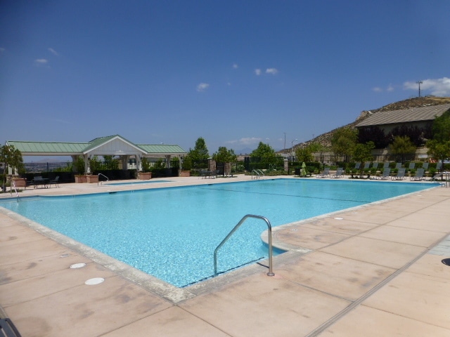 Building Photo - River Village 4 Bedroom Home in Santa Clarita.