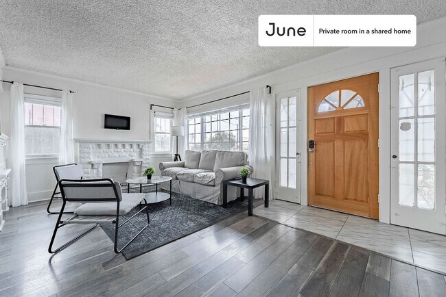 Building Photo - Room in Shared 4 bed/2 bath home