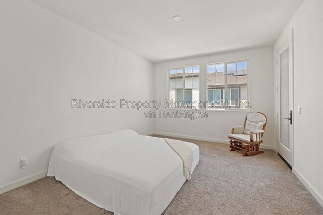 Building Photo - 3530 E Delight Paseo