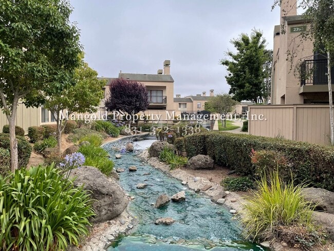 Building Photo - 2-Bedroom 1-Bath Condo with Fireplace, New...