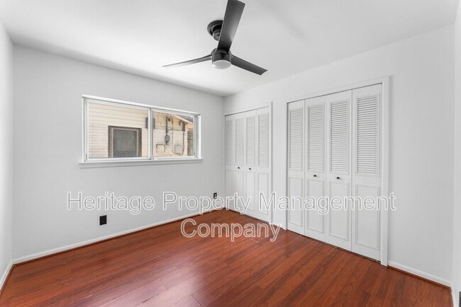 Building Photo - 3614 Versailles Dr
