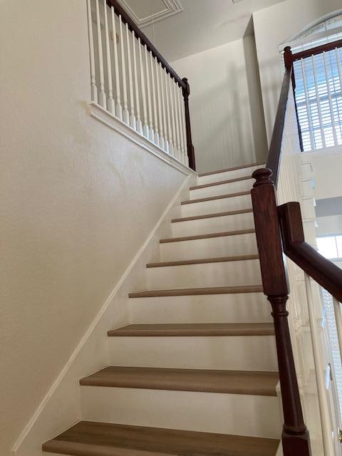 Building Photo - 13632 Campesina Dr