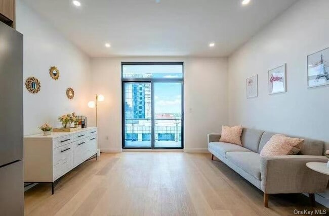 Building Photo - 134-16 35th Ave