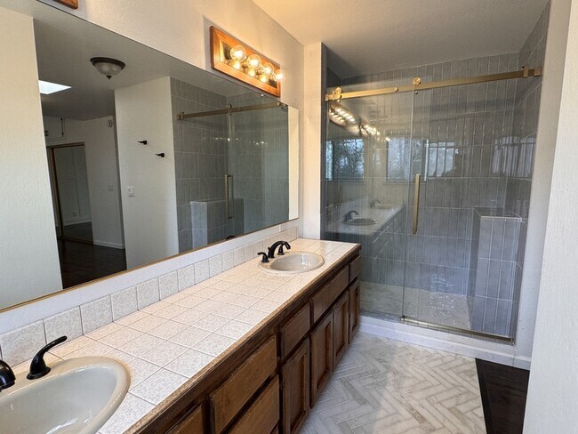 Building Photo - 17554 Patricia Way