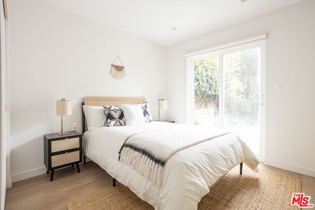 Building Photo - 1948 Preston Ave