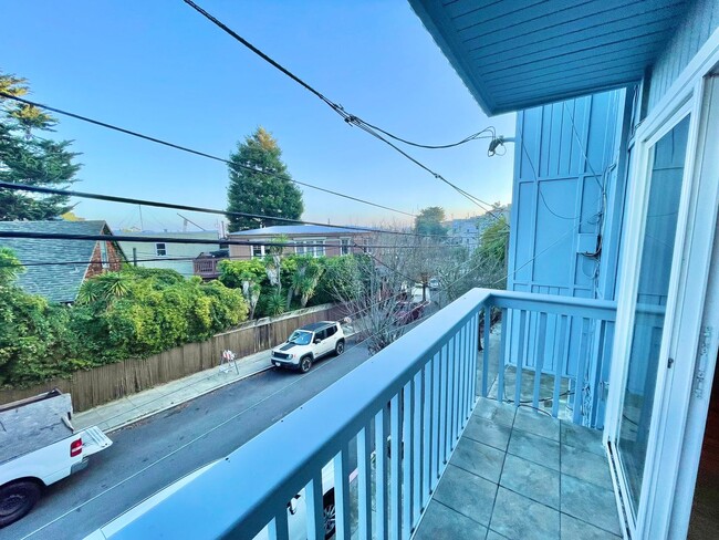 Building Photo - 2BR / 2BA w/ Garage, Outdoor Space, In uni...