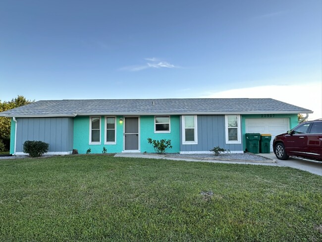 Primary Photo - "Charming 2-Bed, 2-Bath in Port Charlotte'...