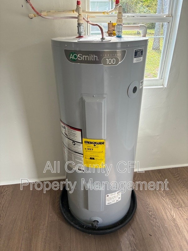 Building Photo - 812 Marion St