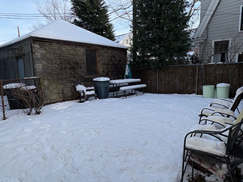 Building Photo - 8 Seagrave Rd