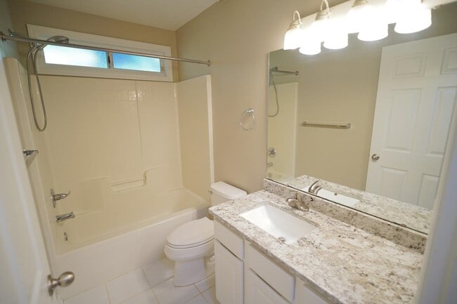 Building Photo - 731 Ty Ty Rd