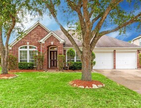 Building Photo - 2137 Lakewind Ln