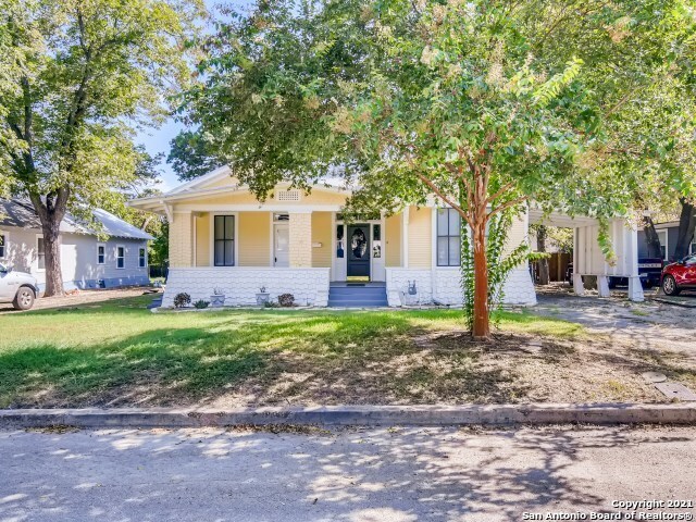 Primary Photo - 545 Willow Ave