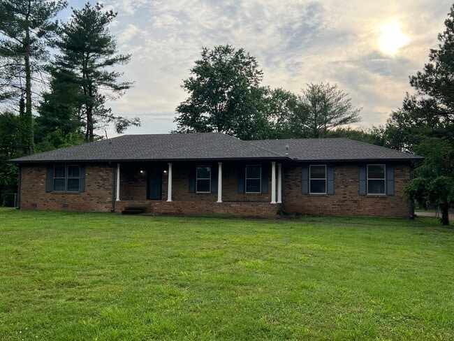 Primary Photo - General Ct