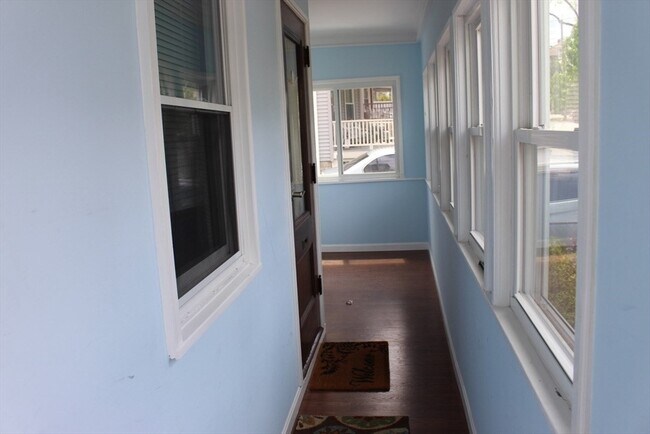 Building Photo - 139 Langdon Ave