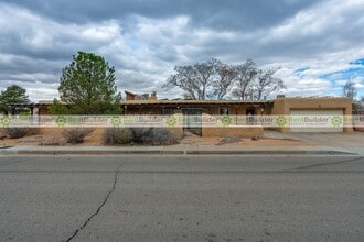 Building Photo - 1301 Alvarado Dr NE