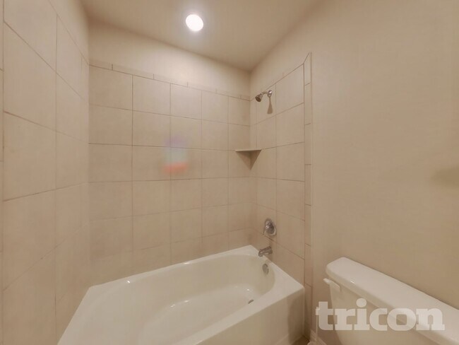 Building Photo - 13532 Emerson Wy